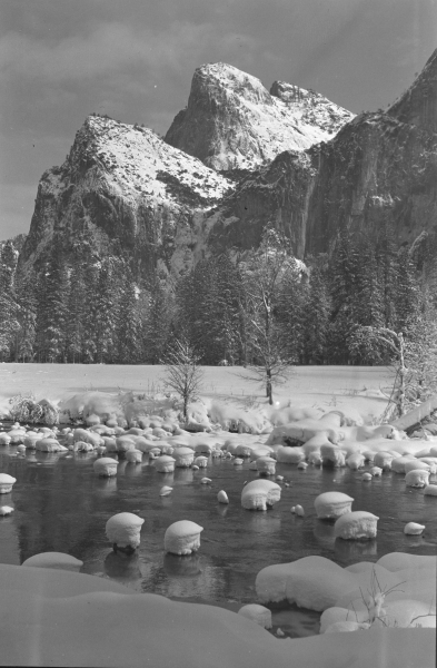Cathedral Rocks and Bridalveil Fall after a snow storm, February 9, 1939. Photo: Ralph H. Anderson, courtesy of NPS (Yosemite Research Library RL-00,539)